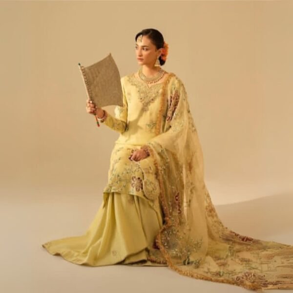 Amira – A Brushstroke of Elegance | Formal Wear - Image 6